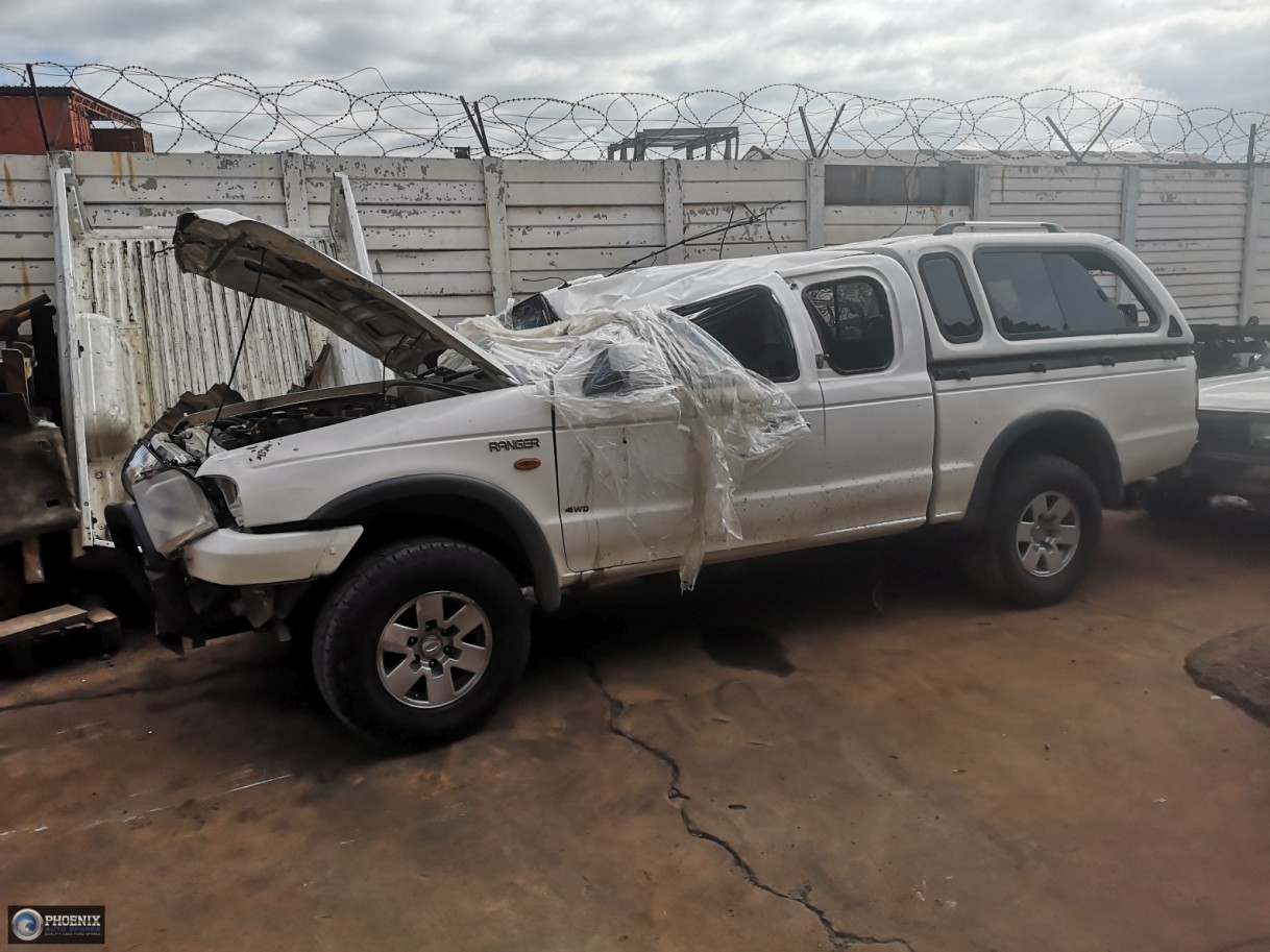 Ford Ranger T4 2.5 EXT CAB 