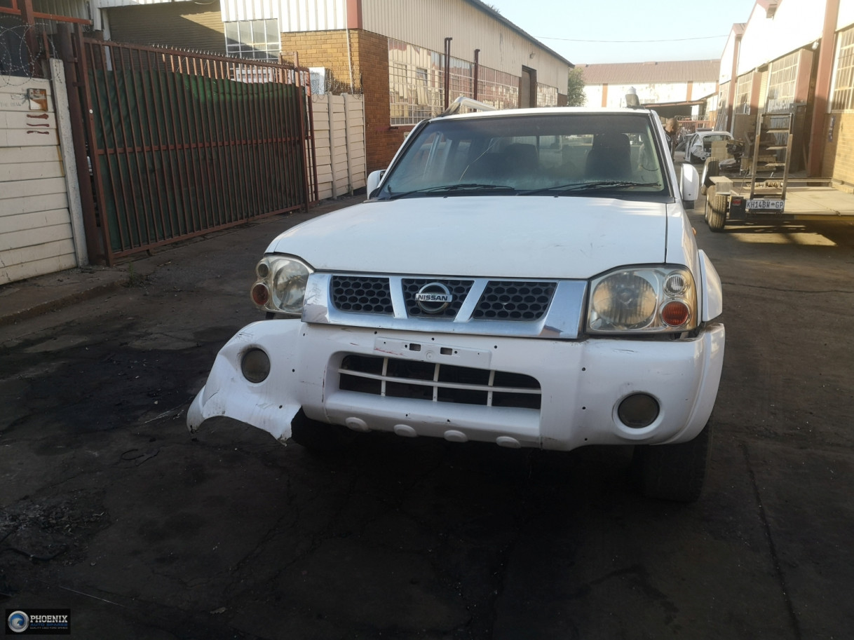 Nissan NP300 D/Cab 2.4