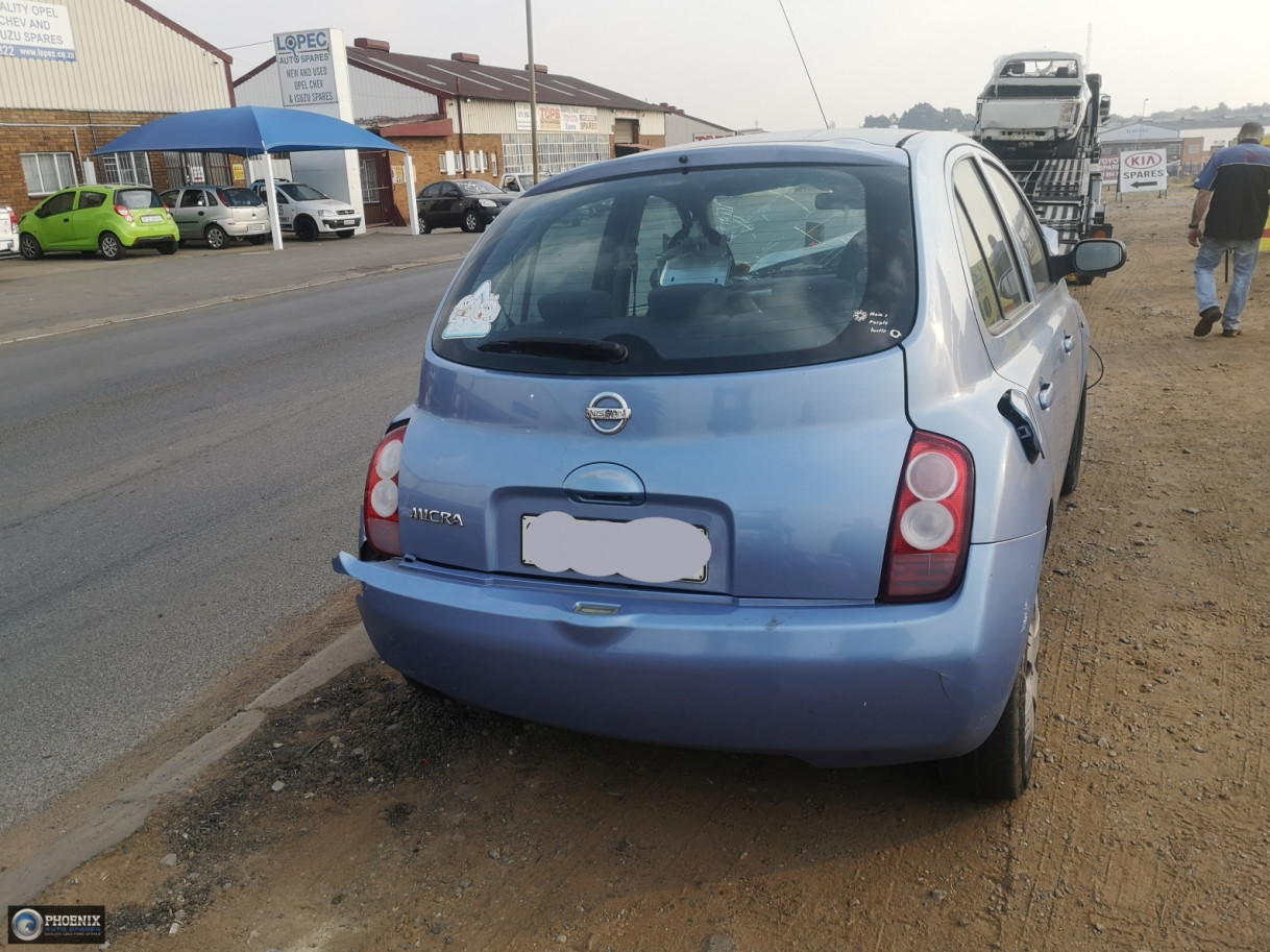nissan Micra 