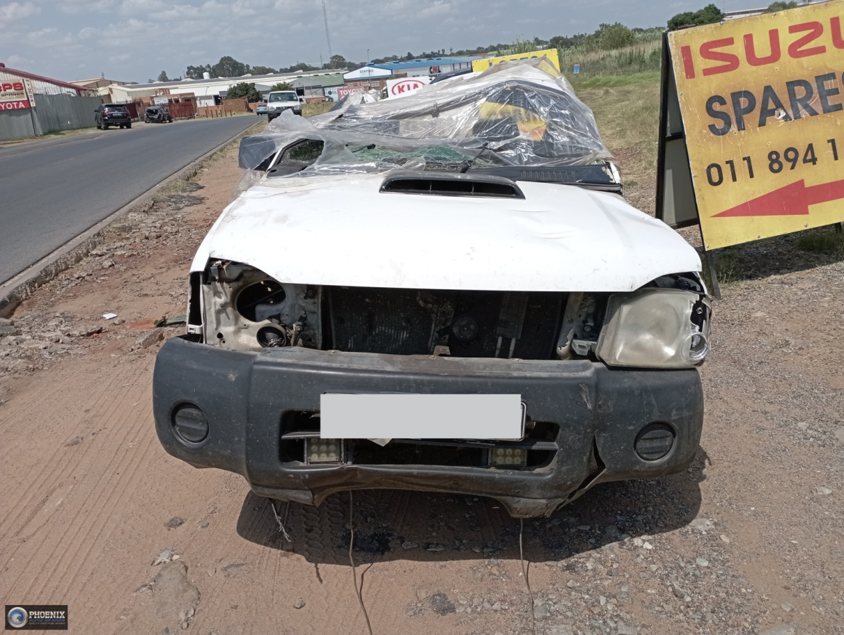 Nissan H/Body NP300 2.5TDi 