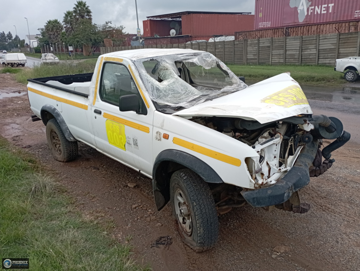 Nissan NP300 2.4 16v