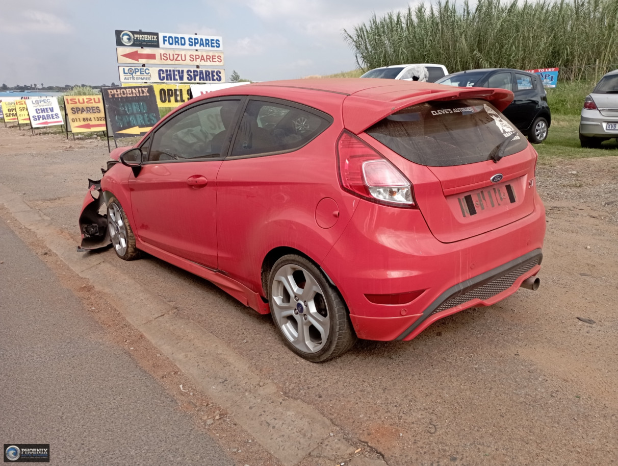 Ford fiesta St 1.6 3dr Hatch 2013 