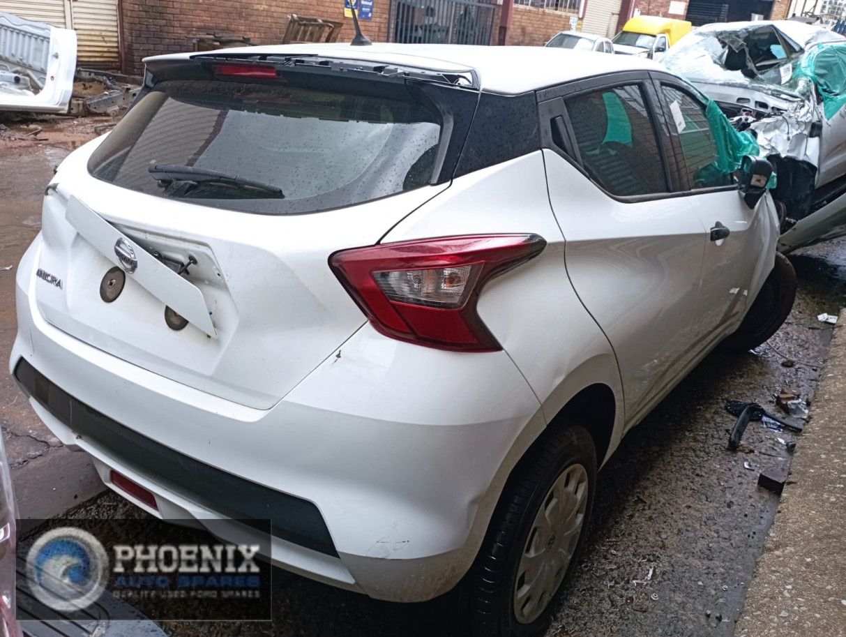 Nissan  Micra 
