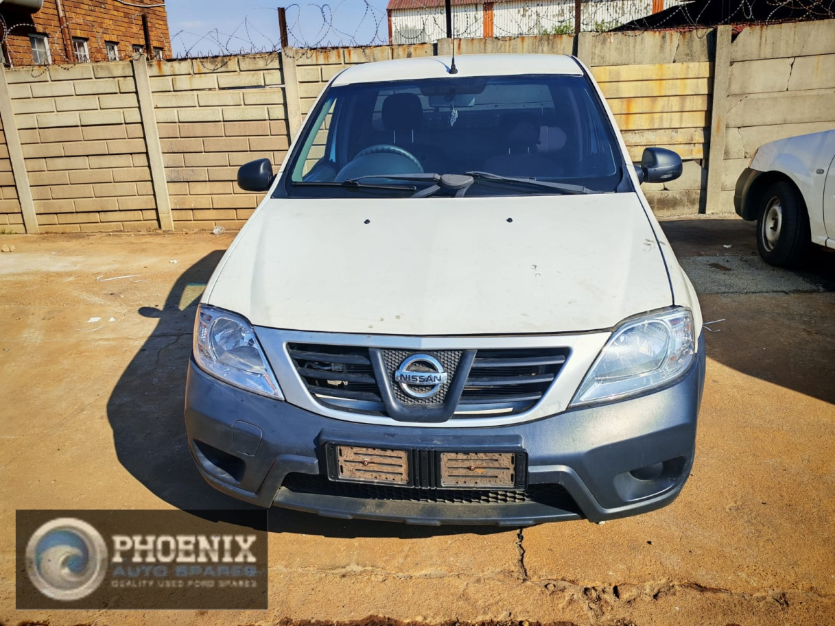 Nissan  NP200